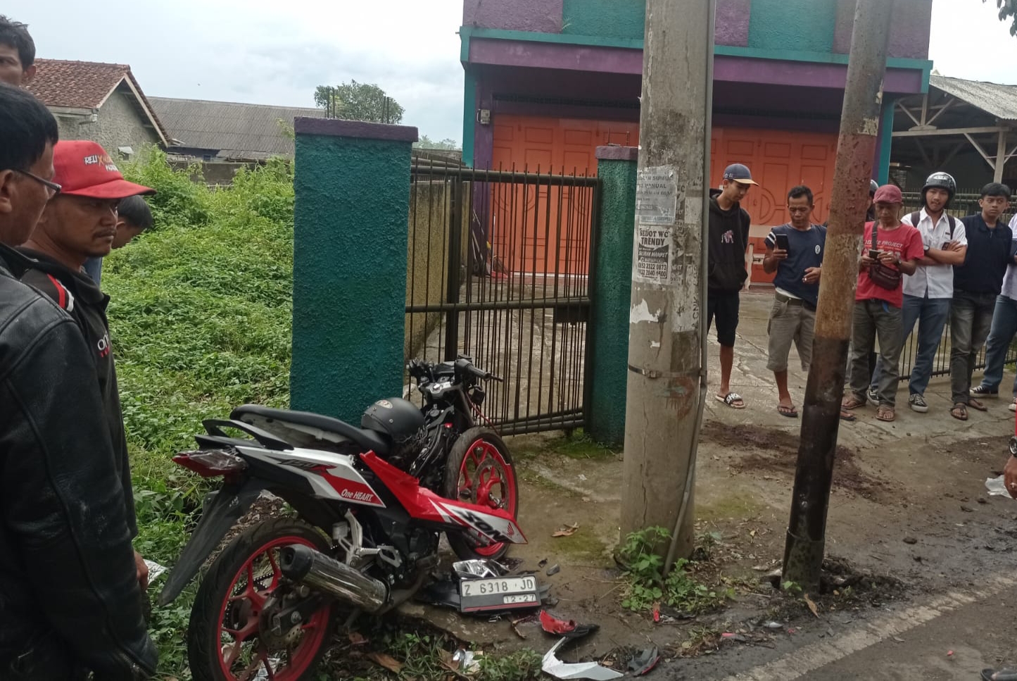 Honda Sonic Tabrak Tiang Di Jalan Mashudi Dua Meninggal Dunia KAPOL ID