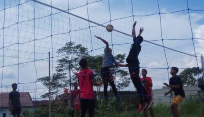 Tim Voli MA Al-Choeriyyah Menjamu SMAN 2 Singaparna