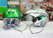 Pencuri Helm Terekam Kamera