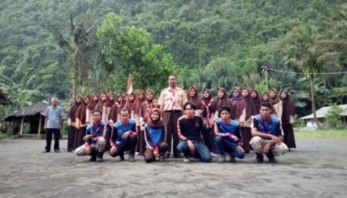 Kemah Bersama MA Alchoeriyyah