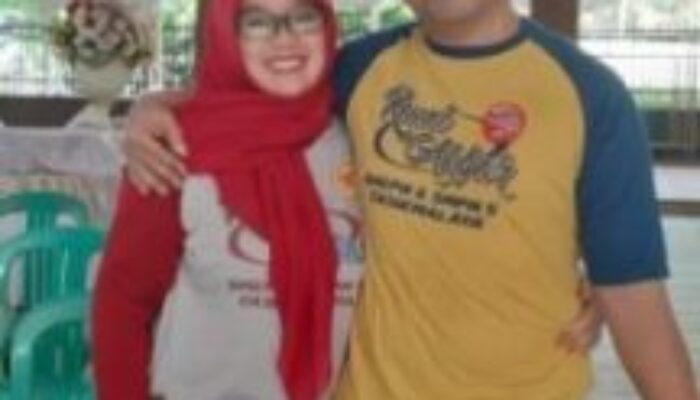 Reuni, Pasangan Ini Dinobatkan Alumni Teromantis SMPN 5 Tasik