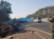 Korban Tabrakan Beruntun Tol Cipularang Dievakuasi