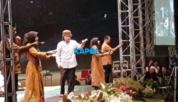 UNPAD Bersyukur dan Sinau Bareng Emha Ainun Najib Kyai Kanjeng