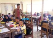 Siswa SDN Pasirhuni 2 Belajar Dengan Dihantui Kecemasan