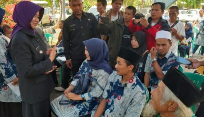 Setelah Belasan Tahun Berumah Tangga, 30 Pasangan Jalani Sidang Isbat Nikah