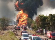 Pipa Pertamina Bocor Menimbulkan Kobaran Api