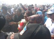 Mantan Menteri Kelautan Susi Pudjiastuti Pulkam Disambut Ribuan Warga