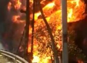 Api dari Pipa Pertamina Sempat Membesar