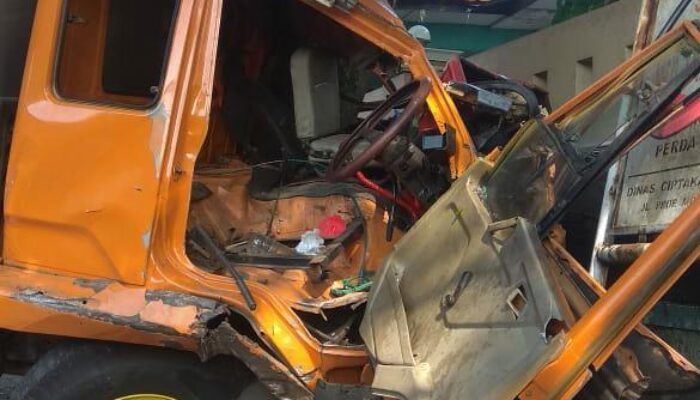 Tabrakan Beruntun di Jalan Lurus dan Menurun