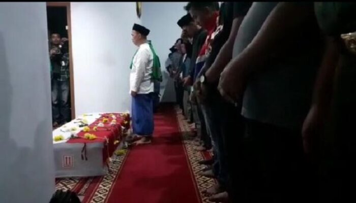 Penghormatan Terakhir Bagi Afridza