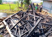 Rumah Mak Demeh Terbakar, Kerugian Capai 30 Juta