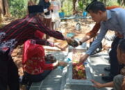 Mengenang Jasa Pahlawan Demokrasi, Ketua KPU Sumedang Lakukan Ziarah