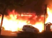 Ruko Mebel Terbakar, Tiga Orang Tewas