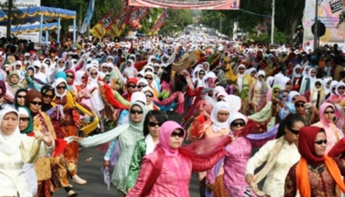 Tari Umbul Kolosal Diikuti 5.555 Peserta