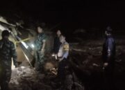 Longsor di Sukasari, Sebabkan Rumah Hancur dan Korban Terluka
