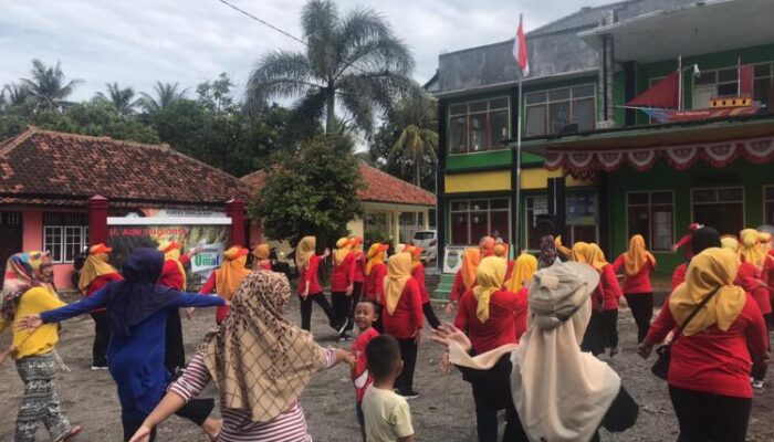 Komunitas Aspirasi Sukapura Gelar Senam dan Pemeriksaan Kesehatan Gratis di Ujung Selatan Tasikmalaya