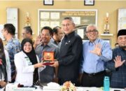 Keranjingan Gawai Kian Parah Sampai Gila