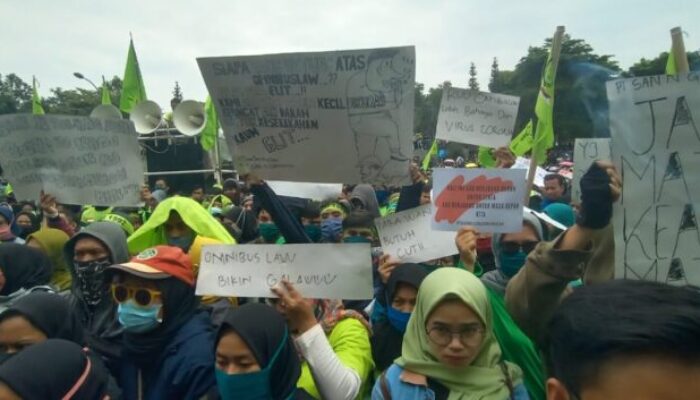 Omnibus Law, Bupati Tasik Dukung Kaum Buruh