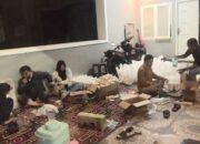 Libur Berjualan, Pedagang Dapat Bantuan Sembako