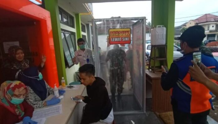 Ratusan Pemudik Dari Zona Merah Masuk ‘Kurung’ Disinfektan di Puskesmas Salawu