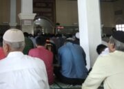 Jumatan di Masjid Agung Singaparna: Tidak Penuh, Bahas Korona, Ditutup Kunut Nazilah