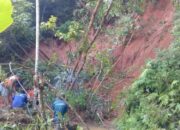 Hujan, Sebabkan Longsor di Karanganyar