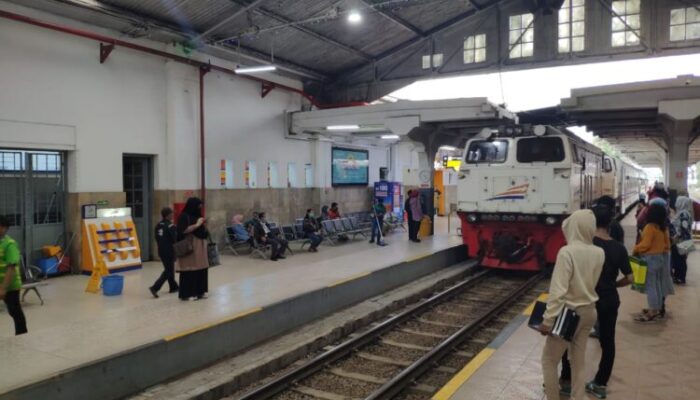 36 Ribu Penumpang Kereta Api Daop 2 Batal Berangkat