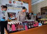 Akibat Ditelantarkan Suami, Ibu Hamil Jual Miras Demi Biayai 2 Anak