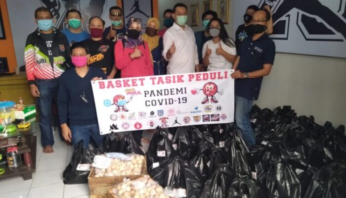 Basket Tasik Peduli Covid-19 Distribusikan Paket Sembako