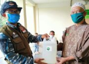 Unpad Bagikan Ratusan Liter Disinfektan dan Hand Sanitizer
