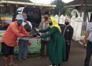 Pengusaha Gas se-Sumedang, Donasi Sembako ke Abang Becak