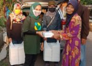 Jabar Bergerak Bagi-bagi Nasi Boks Sampai Pelosok
