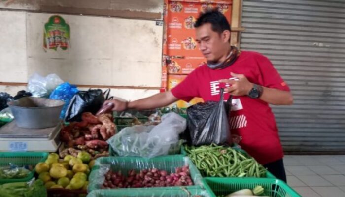 Pasar Resik Sepi Pembeli, Pedagang Mengeluh