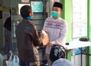 ASN Puskesmas Mangkubumi Sedekahkan Sembako ke Warga Sekitar