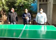 Hj. Tina Wiryawati Sumbangkan Fasilitas Olahraga ke Karang Taruna