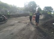 Jalan Cireki Bandung-Cirebon Ambles