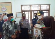 Sambut HUT ke-74 Bhayangkara, Polres Sumedang Bagikan Sembako