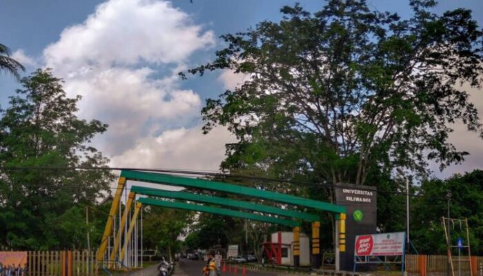 Kampus Negeri Punya Keterbatasan Daya Tampung