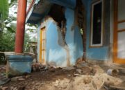 Rumah dan Tanah Warga di Salawu Nyaris Terbelah