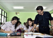 Kombinasi Belajar Online-Offline Dinilai Lebih Efektif untuk Tahun Ajaran Baru