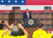 Strategi Politik Trump di Tengah Pandemi COVID-19