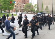 Pakar Kesehatan Cemaskan Naiknya Penularan COVID-19 Akibat Unjuk Rasa