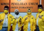 Daniel-Taufik Resmi Daftar ke KPU Indramayu