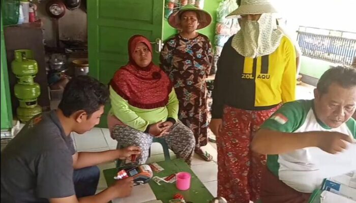 Warga Desa Lelea dan Cempeh Bersyukur Terima Bantuan PKH