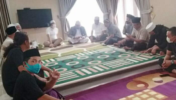 Cep Zamzam Penuhi Undangan AKA ke Al-Idrisiyah