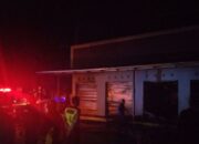 Kebakaran Hanguskan Tiga Kios di Cintawana