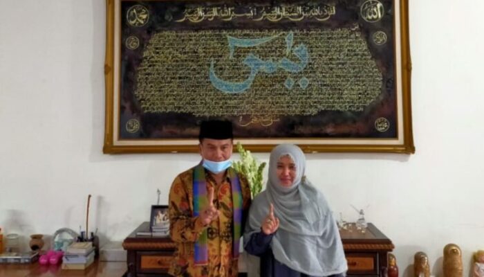 Setelah Enam Bulan Janjian, ARM Akhirnya Bertemu Evie Tamala