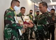 Dua Perwira TNI AD Harumkan Kodam III Siliwangi