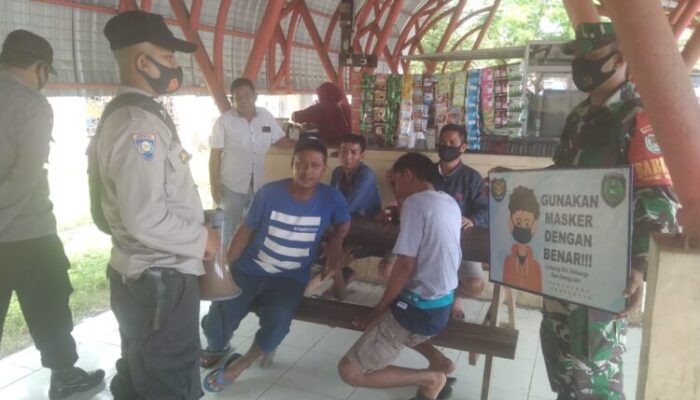 Polsek Sindang Disiplinkan Warga Soal Pencegahan Corona