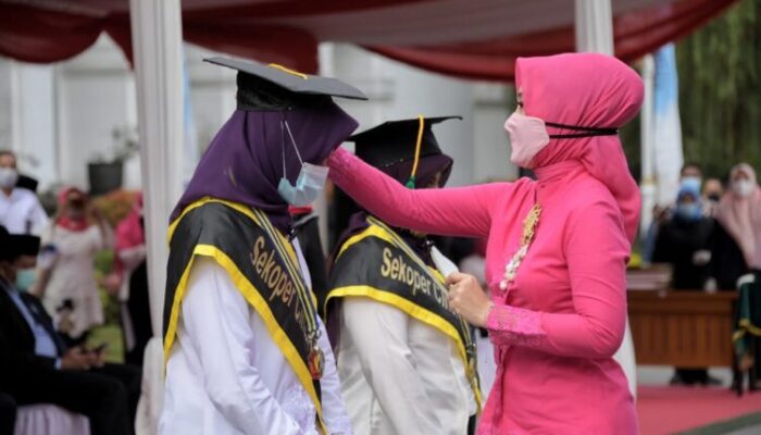 Atalia RK Wisuda 2.700 Lulusan Sekoper Cinta, Secara Virtual